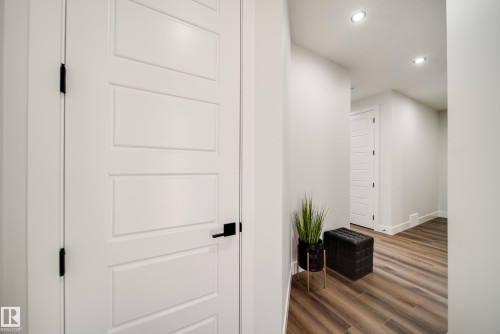 8808 183 Avenue, Edmonton, AB - Indoor Photo Showing Other Room