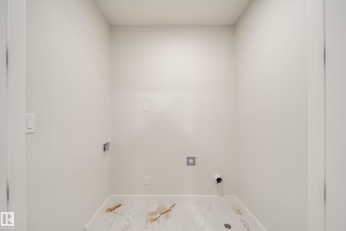8808 183 Avenue, Edmonton, AB - Indoor Photo Showing Other Room