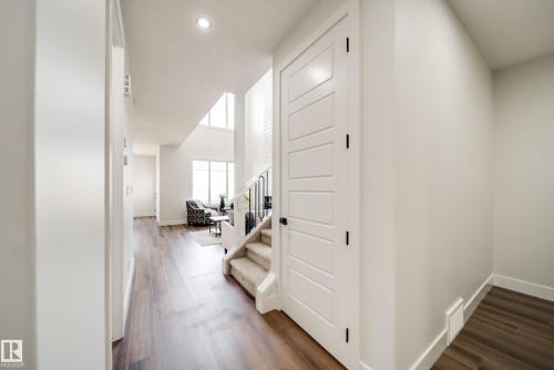 8808 183 Avenue, Edmonton, AB - Indoor Photo Showing Other Room