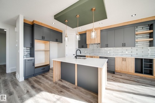 8515 183 Avenue, Edmonton, AB 