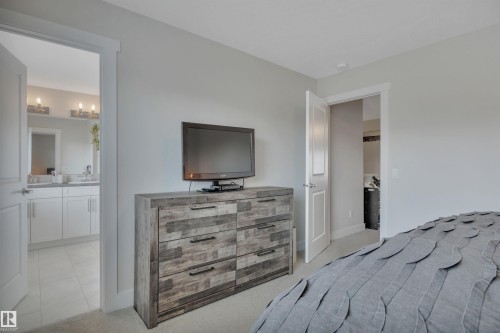 5 Stout Place, Leduc, AB - Indoor Photo Showing Bedroom
