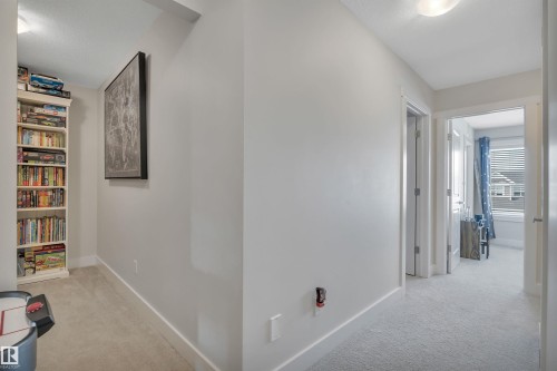 5 Stout Place, Leduc, AB - Indoor Photo Showing Other Room