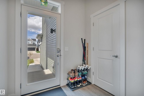 5 Stout Place, Leduc, AB - Indoor Photo Showing Other Room