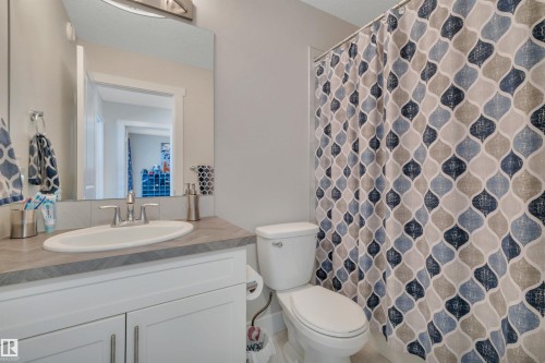 5 Stout Place, Leduc, AB - Indoor Photo Showing Bathroom