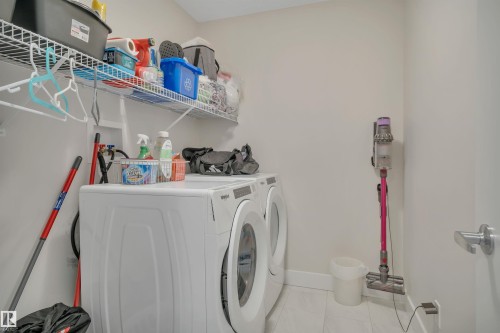 5 Stout Place, Leduc, AB - Indoor Photo Showing Laundry Room