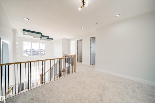8603 183 Avenue, Edmonton, AB - Indoor Photo Showing Other Room