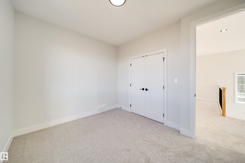 8603 183 Avenue, Edmonton, AB - Indoor Photo Showing Other Room