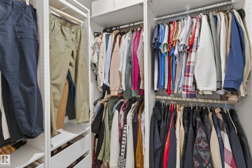 512 37 Street, Edmonton, AB - Indoor With Storage