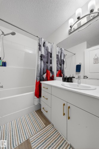 30 850 Secord Boulevard, Edmonton, AB - Indoor