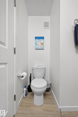 30 850 Secord Boulevard, Edmonton, AB - Indoor Photo Showing Bathroom