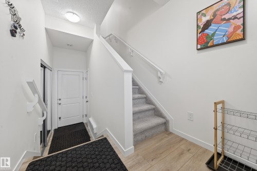 30 850 Secord Boulevard, Edmonton, AB - Indoor Photo Showing Other Room