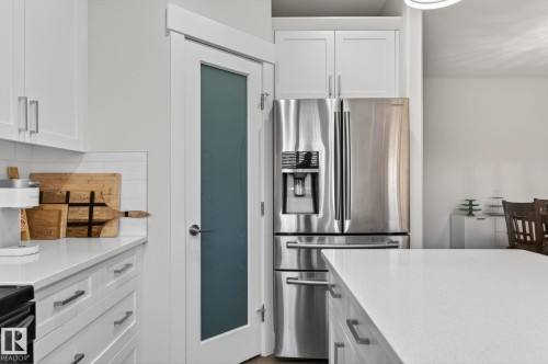 94 Tribute Common, Spruce Grove, AB - Indoor Photo Showing Kitchen With Stainless Steel Kitchen