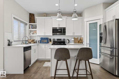 94 Tribute Common, Spruce Grove, AB - Indoor Photo Showing Kitchen With Stainless Steel Kitchen With Upgraded Kitchen