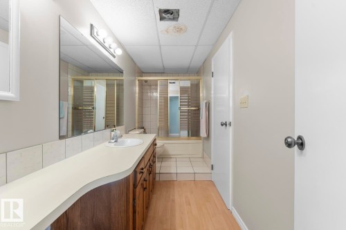 4104 43 Street, Bonnyville Town, AB - Indoor Photo Showing Bathroom