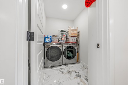 2629 15A Avenue, Edmonton, AB - Indoor Photo Showing Laundry Room