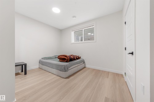 2629 15A Avenue, Edmonton, AB - Indoor