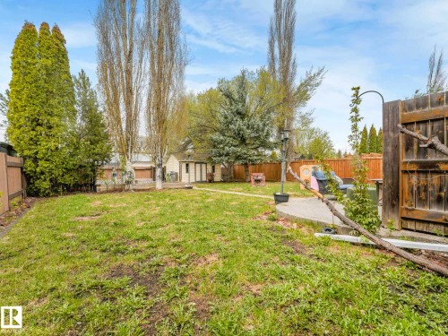 7 Haven, Devon, AB - Outdoor