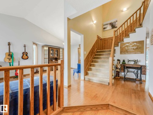 7 Haven, Devon, AB - Indoor Photo Showing Other Room