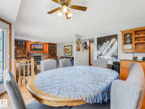 7 Haven, Devon, AB - Indoor Photo Showing Dining Room
