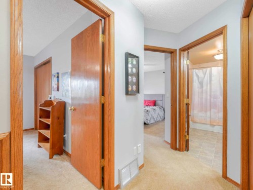 7 Haven, Devon, AB - Indoor