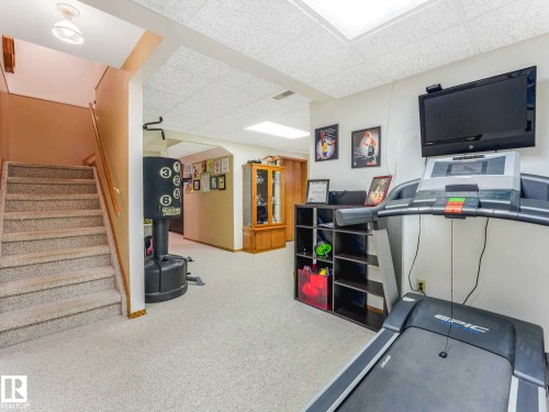 7 Haven, Devon, AB - Indoor Photo Showing Other Room