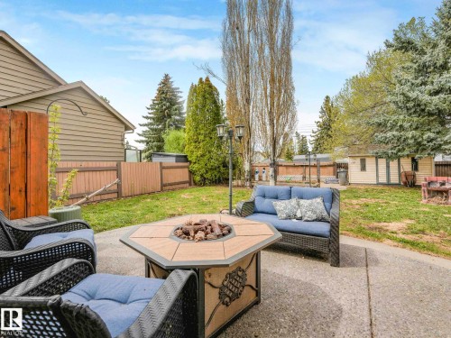 7 Haven, Devon, AB - Outdoor