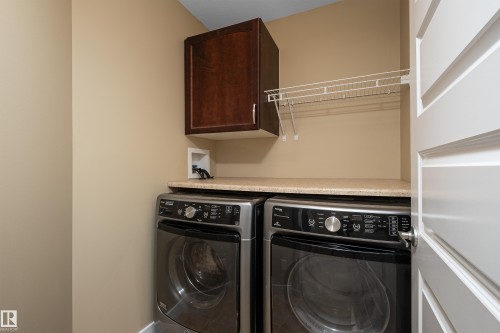 3420 Cutler Crescent, Edmonton, AB - Indoor Photo Showing Laundry Room