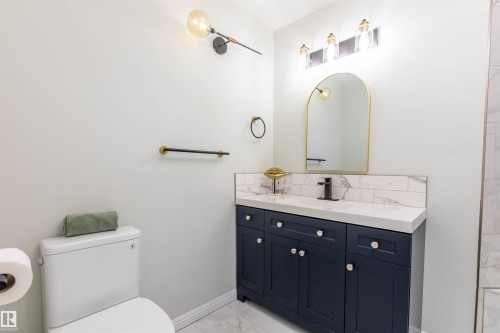 303 20 Grange Drive, St. Albert, AB - Indoor Photo Showing Bathroom