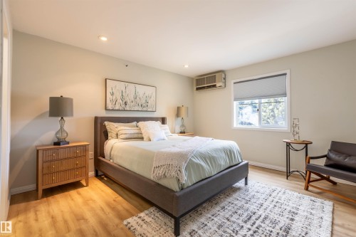 303 20 Grange Drive, St. Albert, AB - Indoor Photo Showing Bedroom