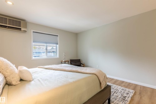 303 20 Grange Drive, St. Albert, AB - Indoor Photo Showing Bedroom