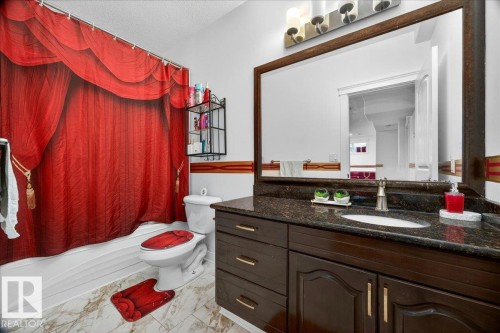 17419 110 Street, Edmonton, AB - Indoor Photo Showing Bathroom