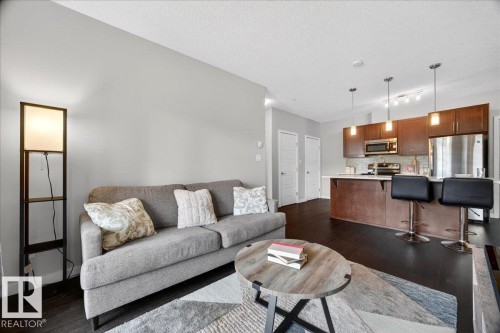 205 507 Albany Way, Edmonton, AB - Indoor