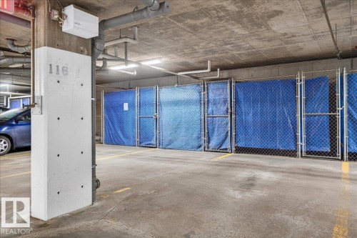 205 507 Albany Way, Edmonton, AB - Indoor Photo Showing Garage