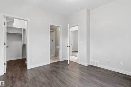9302 120 Avenue, Edmonton, AB - Indoor Photo Showing Other Room