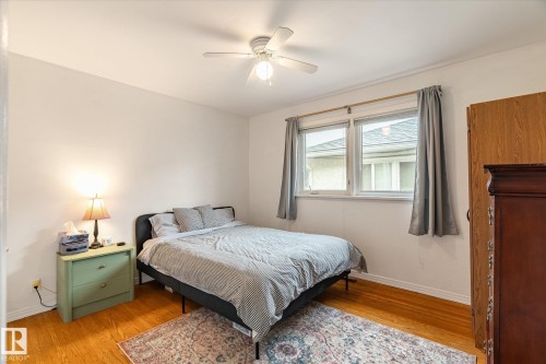 10651 66 Avenue, Edmonton, AB - Indoor Photo Showing Bedroom
