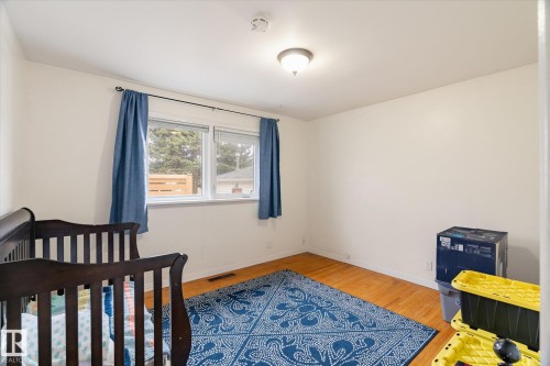 10651 66 Avenue, Edmonton, AB - Indoor Photo Showing Bedroom