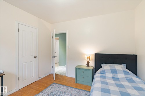 10651 66 Avenue, Edmonton, AB - Indoor Photo Showing Bedroom