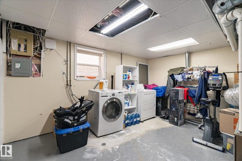10651 66 Avenue, Edmonton, AB - Indoor Photo Showing Laundry Room