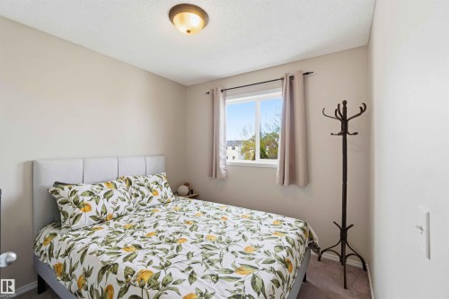 15044 132 Street, Edmonton, AB - Indoor Photo Showing Bedroom
