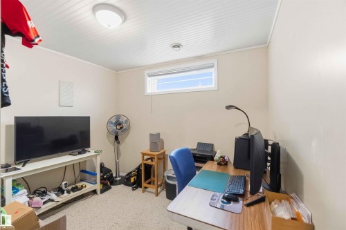 15044 132 Street, Edmonton, AB - Indoor