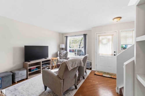 15044 132 Street, Edmonton, AB - Indoor