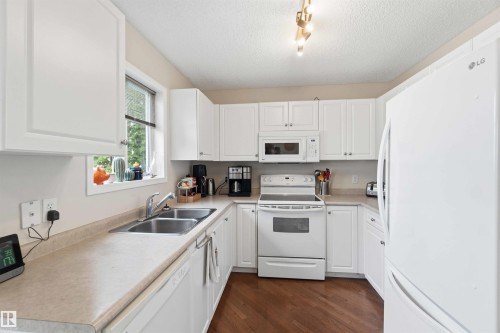 15044 132 Street, Edmonton, AB - Indoor Photo Showing Kitchen With Double Sink