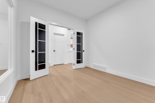 638 Astoria Way, Devon, AB - Indoor Photo Showing Other Room