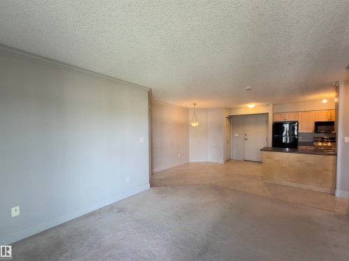428 13111 140 Avenue, Edmonton, AB - Indoor
