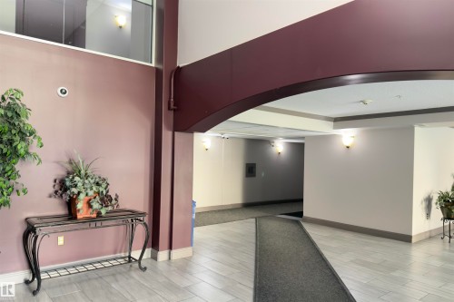 428 13111 140 Avenue, Edmonton, AB - Indoor Photo Showing Other Room