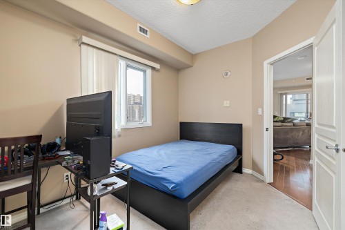 904 9707 106 Street, Edmonton, AB - Indoor Photo Showing Bedroom