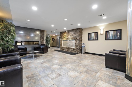 904 9707 106 Street, Edmonton, AB - Indoor
