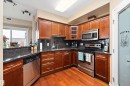 904 9707 106 Street, Edmonton, AB  - Indoor Photo Showing Kitchen 