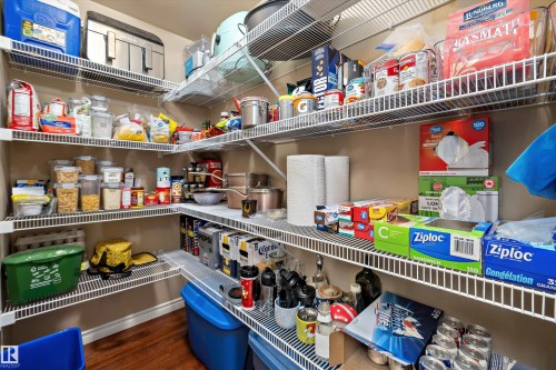 904 9707 106 Street, Edmonton, AB - Indoor With Storage