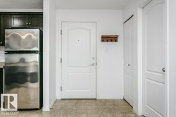 6305 7331 SOUTH TERWILLEGAR Drive  Edmonton, AB T6R 0L9